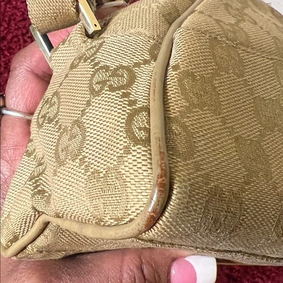 GUCCI authentic VINTAGE MONOGRAM HALF MOON MINI POUCHETTE BAG - Picture 12 of 17